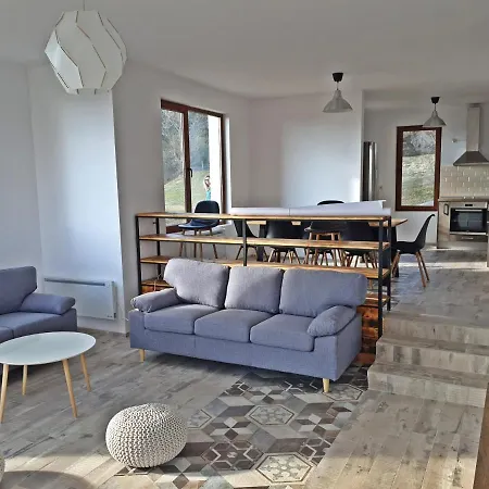 Farmhopping Village *