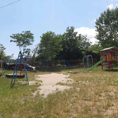 Farmhopping Village Dobarsko
