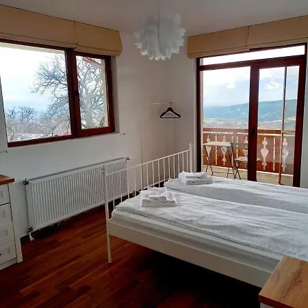 Farmhopping Village *