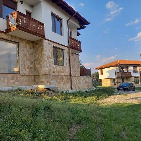 Farmhopping Village Dobărsko