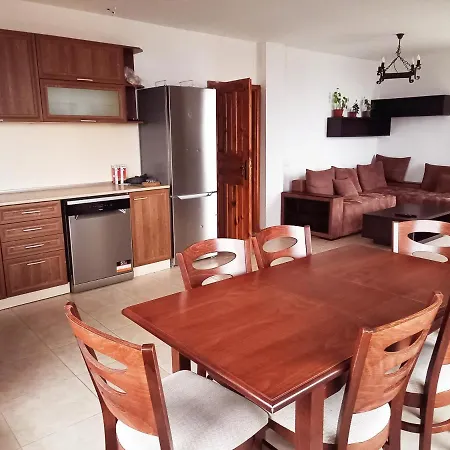 Villa Farmhopping Village