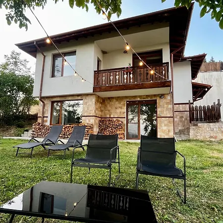 Farmhopping Village * Dobărsko