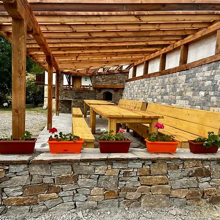 Farmhopping Village * Dobarsko