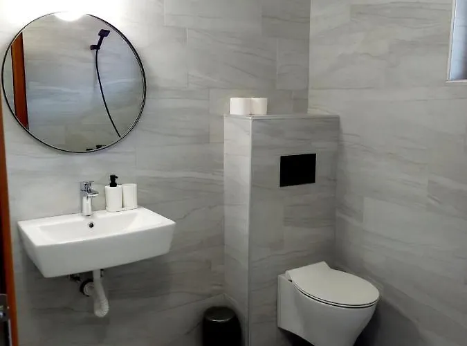 Farmhopping Village וילה Dobărsko