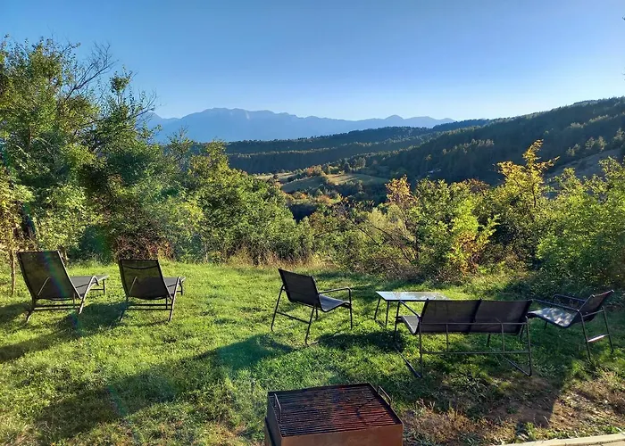 Farmhopping Village *