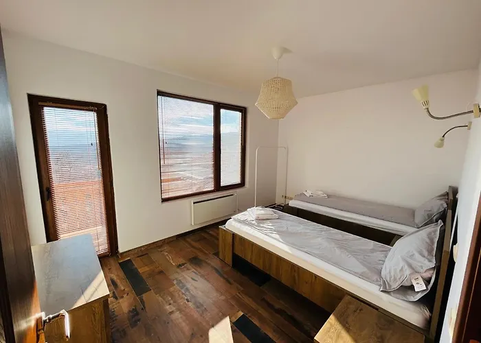 Villa Farmhopping Village